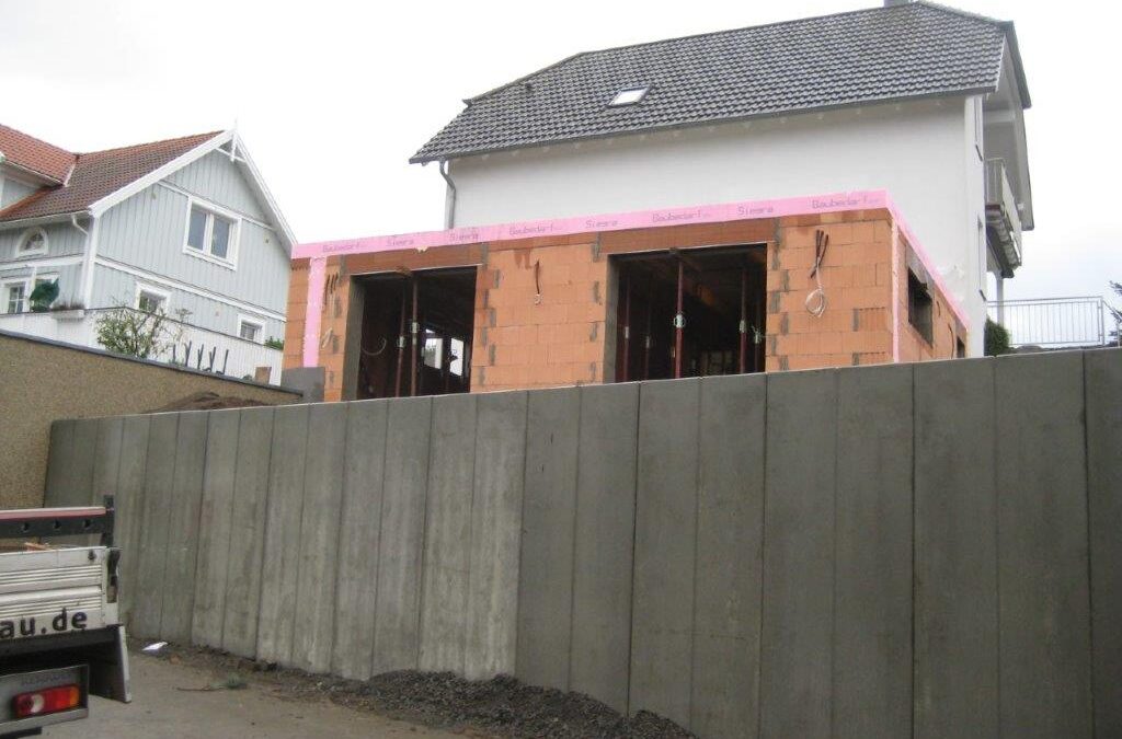 Anbau mit Stützwand in Fernwald-Annerod